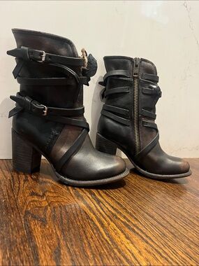 Women's Black/Brown Freebird Strap Heeled Boots